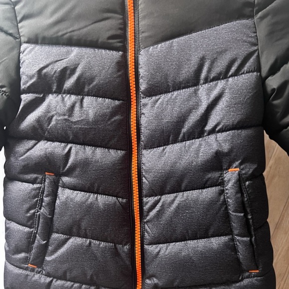 Puffer Jacket - Picture 3 of 4